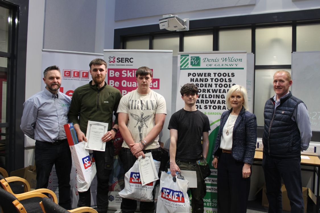 winners in the SERC Intercampus joinery skillbuild competition, with SERC staff and industry representative Ross Smith